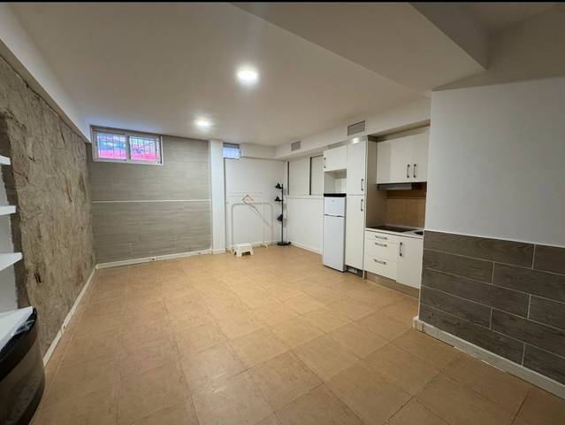 Apartamento en Venta en Calle de la Sierra de Llerena en Numancia