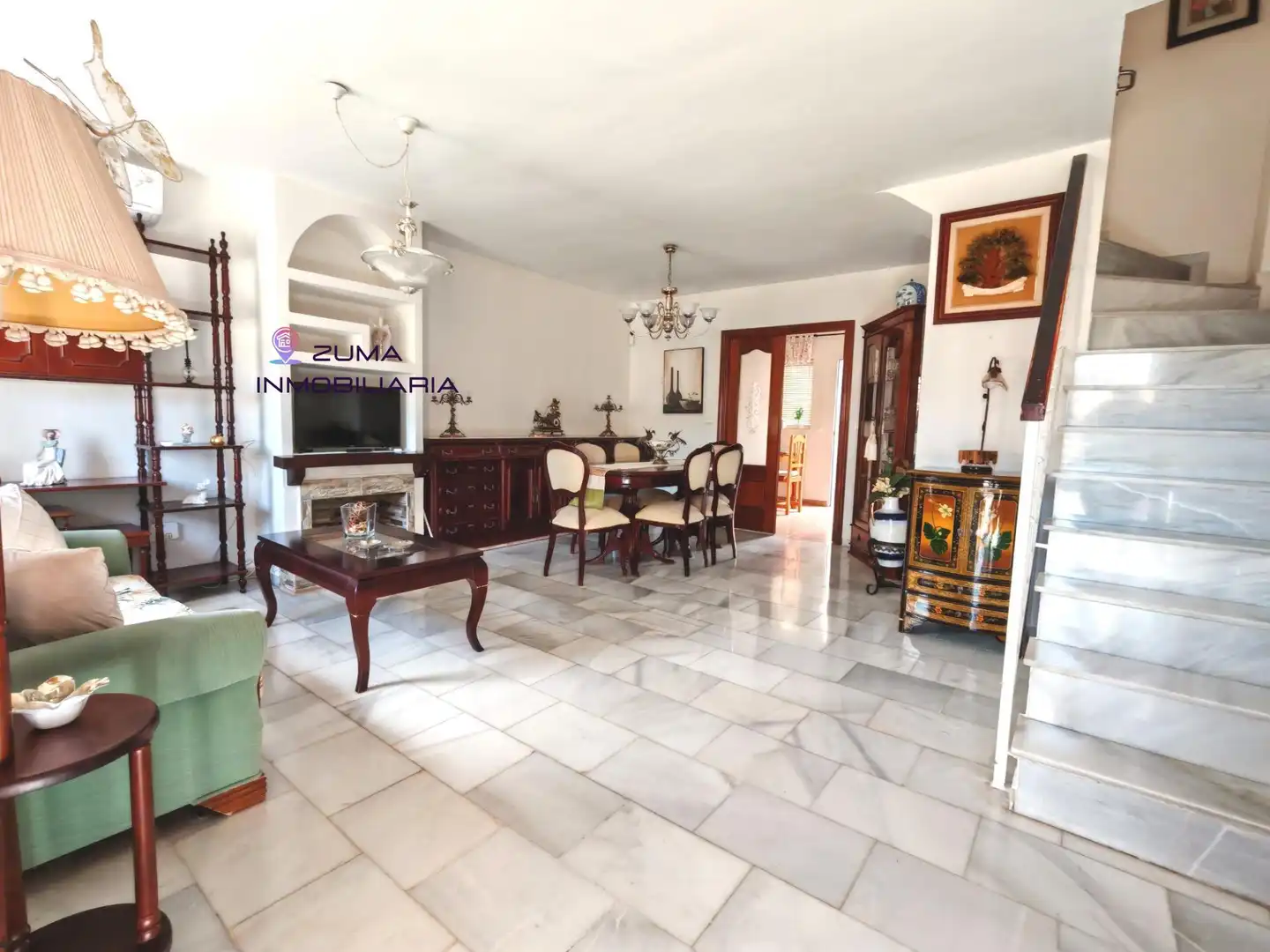 Sala de estar de Casa adosada en venta en Churriana