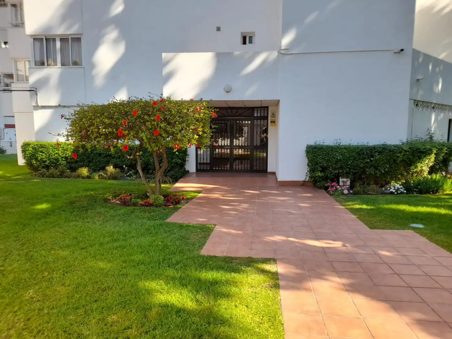 Exterior view of Study for sale in Torremolinos  with Air Conditioner and Community pool