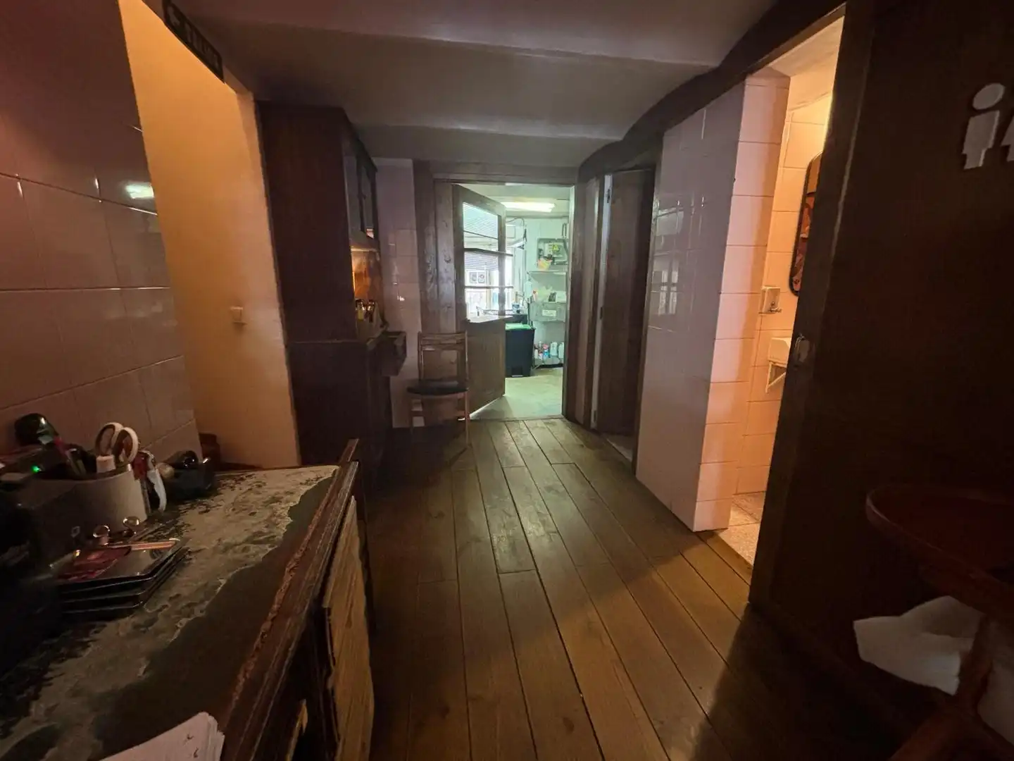 Business premises for transfer in Eixample, imagen 13
