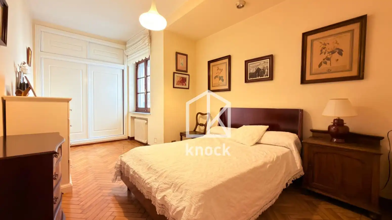 Bedroom of Flat for sale in Oviedo   with Heating and Parquet flooring