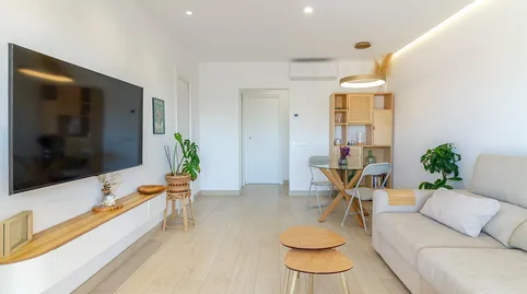 Foto 2 de Piso de alquiler en Lluminetes, Castelldefels