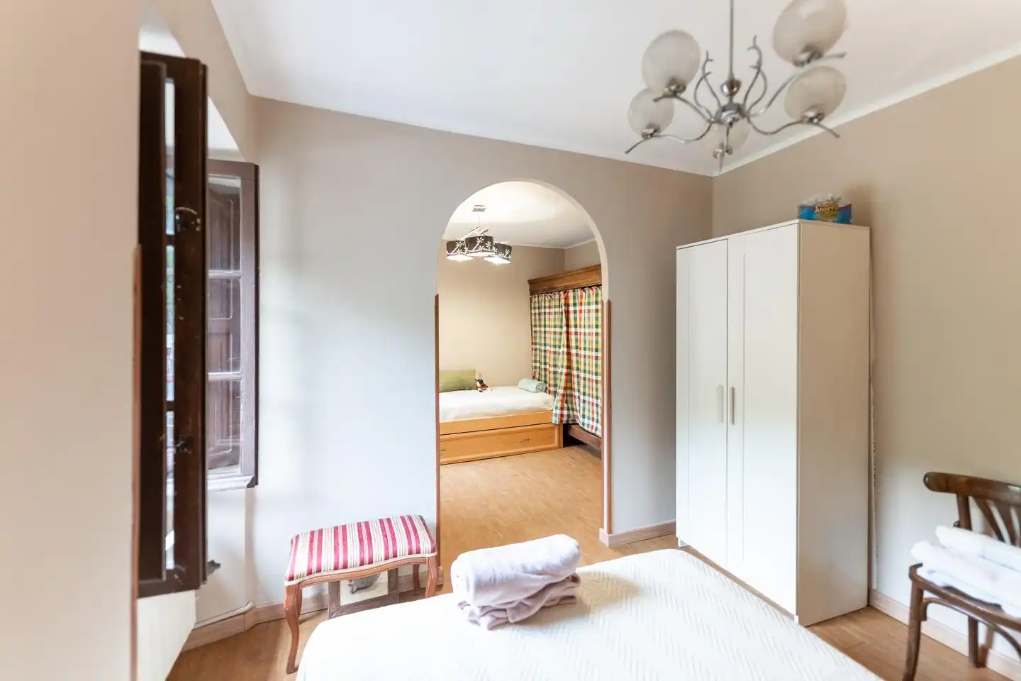 Habitación de Casa adosada en venta en Somiedo con Calefacción, Jardín privado y Terraza