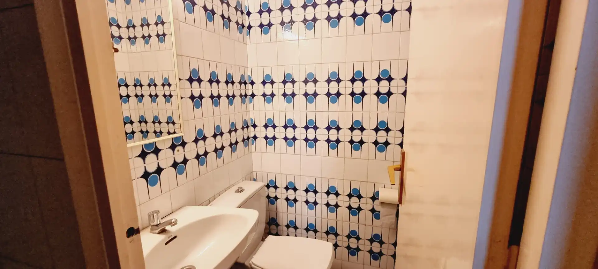 Badezimmer von Büro zum Verkauf in Barcelona