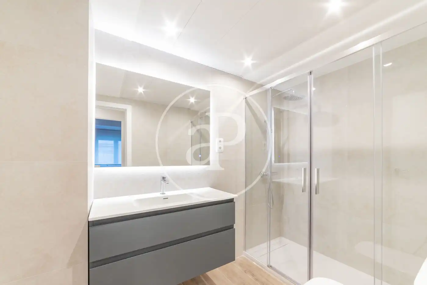 Flat for rent in C/ del Maestro Guerrero, Universidad - Malasaña