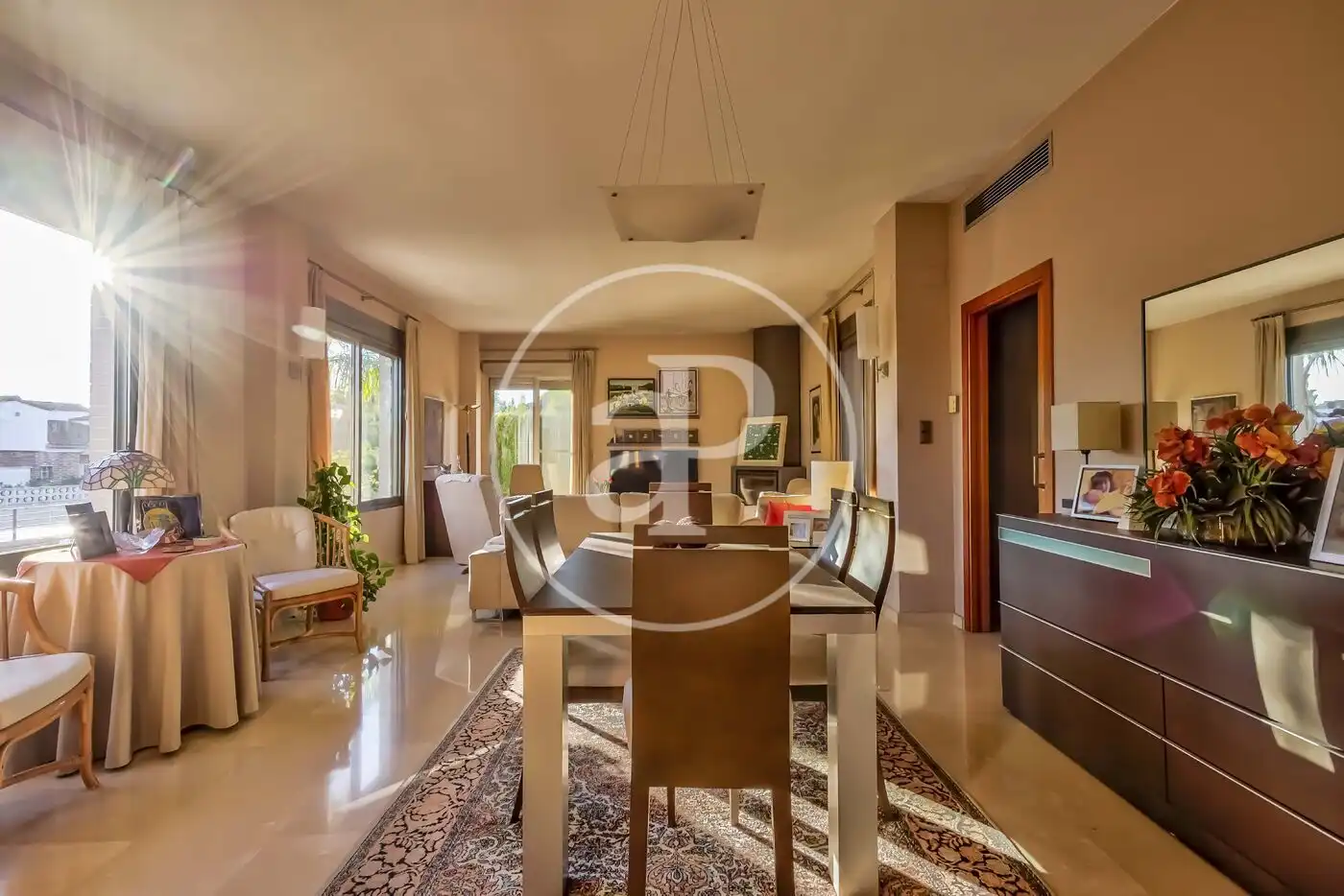 Comedor de Casa o chalet en venta en L'Alcúdia con Aire acondicionado, Calefacción y Jardín privado