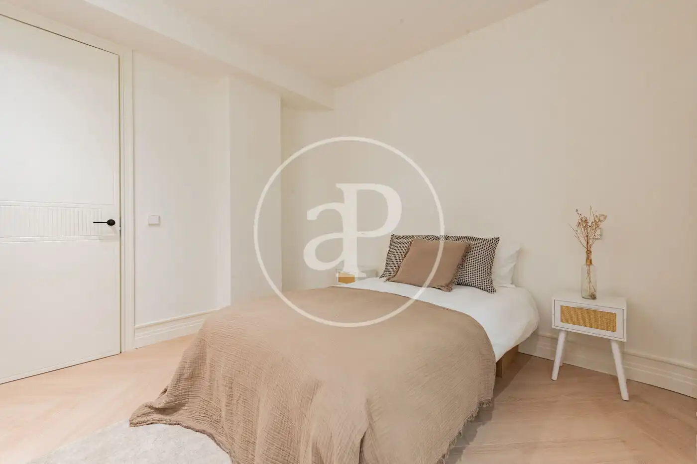 Habitación de Piso en venta en Madrid con Aire acondicionado, Calefacción y Terraza
