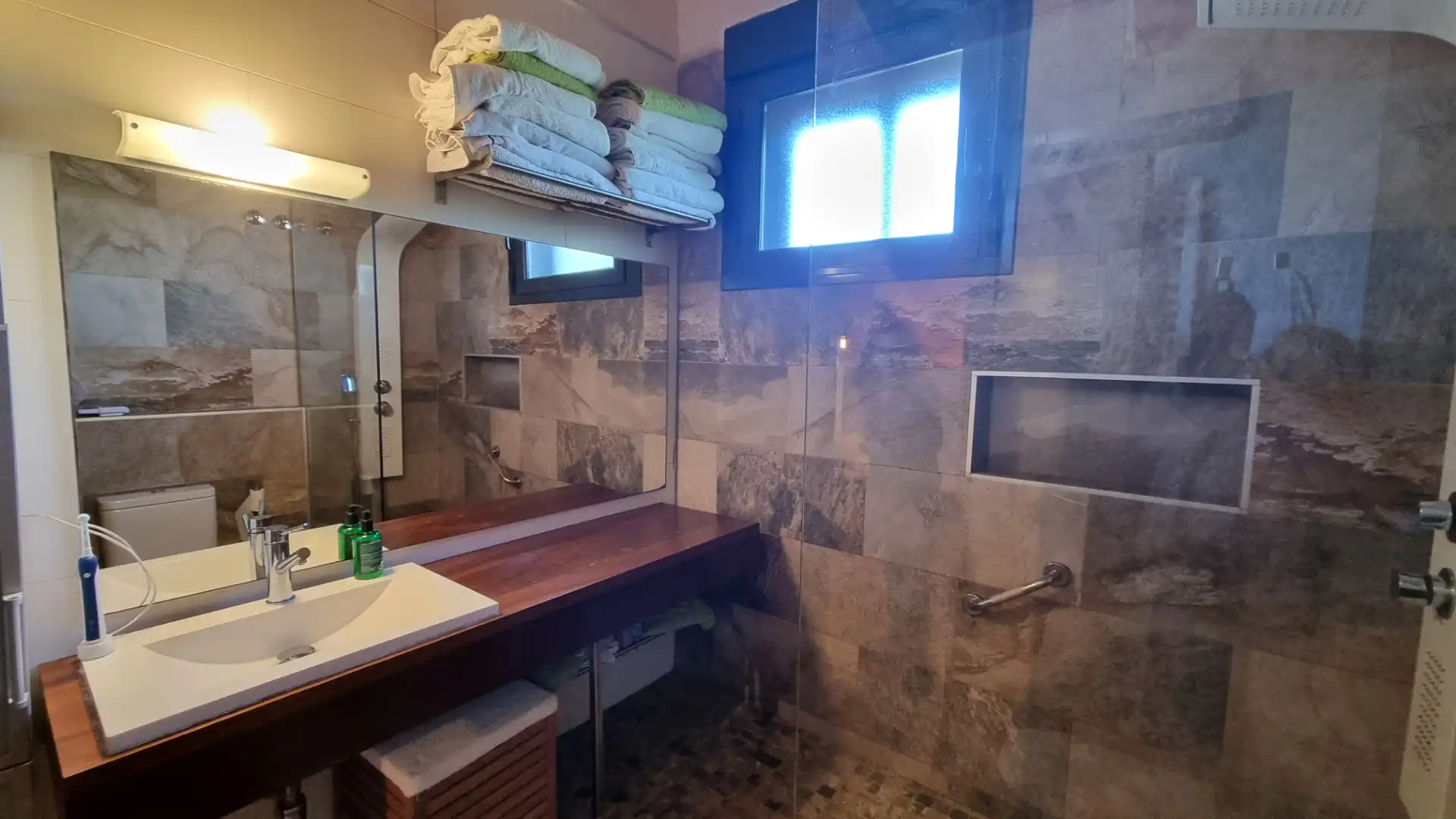 Bathroom of Houses for sale in Moralzarzal  with Heating, Private garden and Storage room