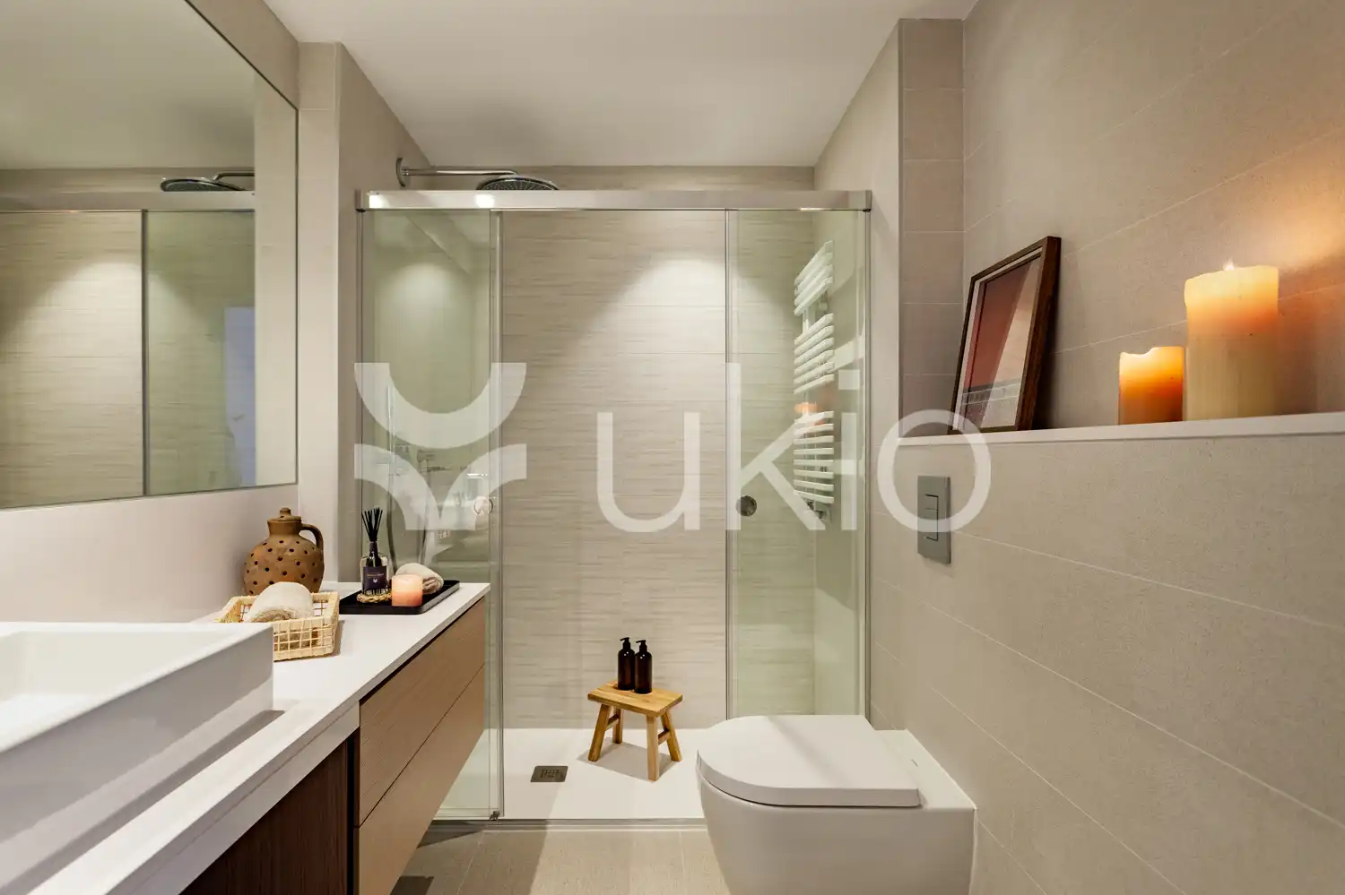 Badezimmer von Wohnungen zur Miete in Barcelona mit Klimaanlage, Terrasse und Möbliert
