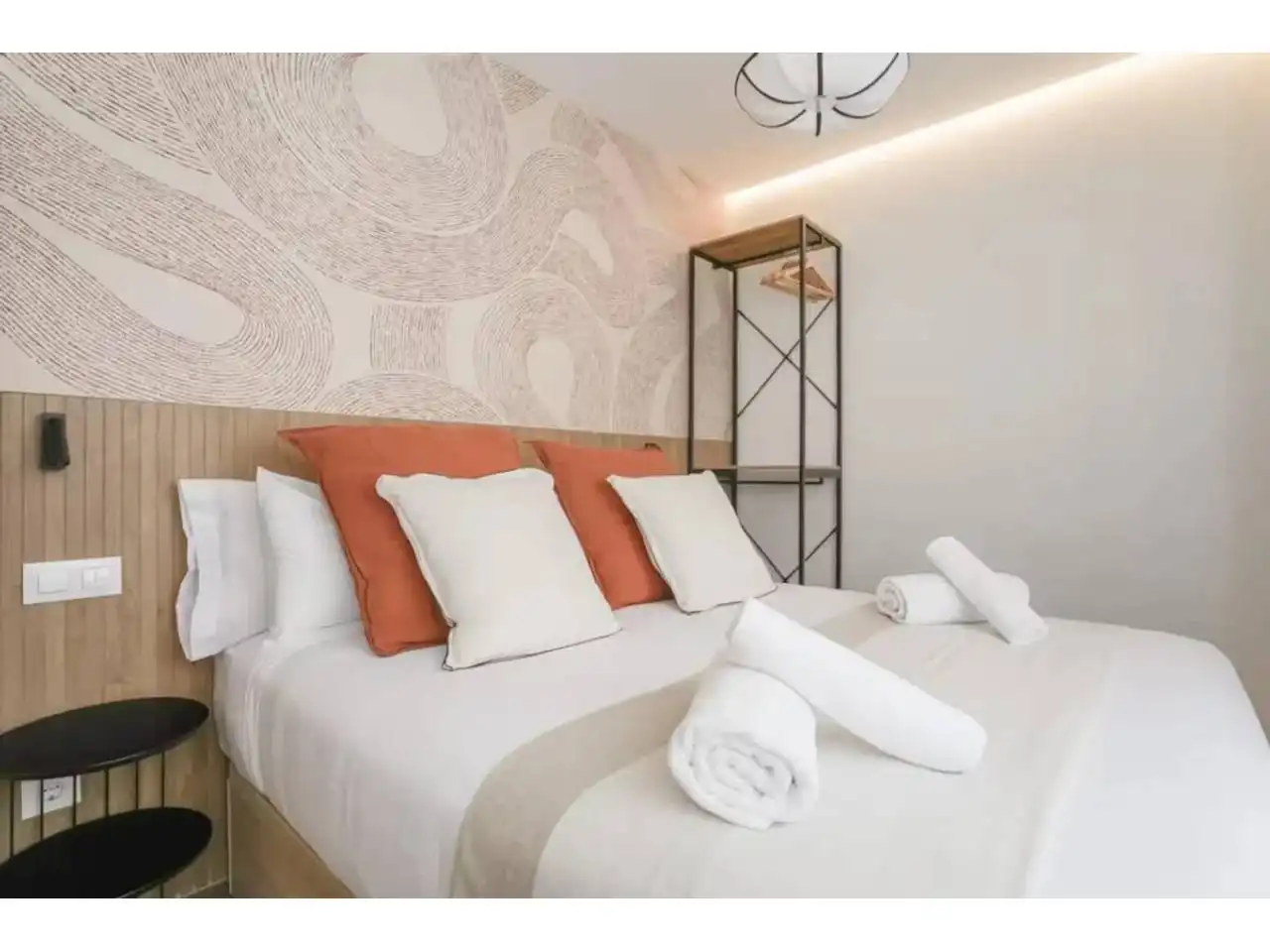 Habitación de Estudio en venta en Barcelona con Aire acondicionado, Amueblado y Alarma