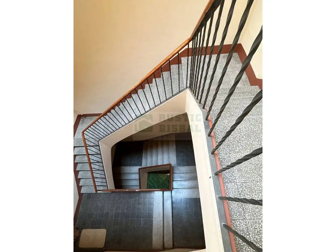 Flat for sale in La Bisbal d'Empordà  with Terrace