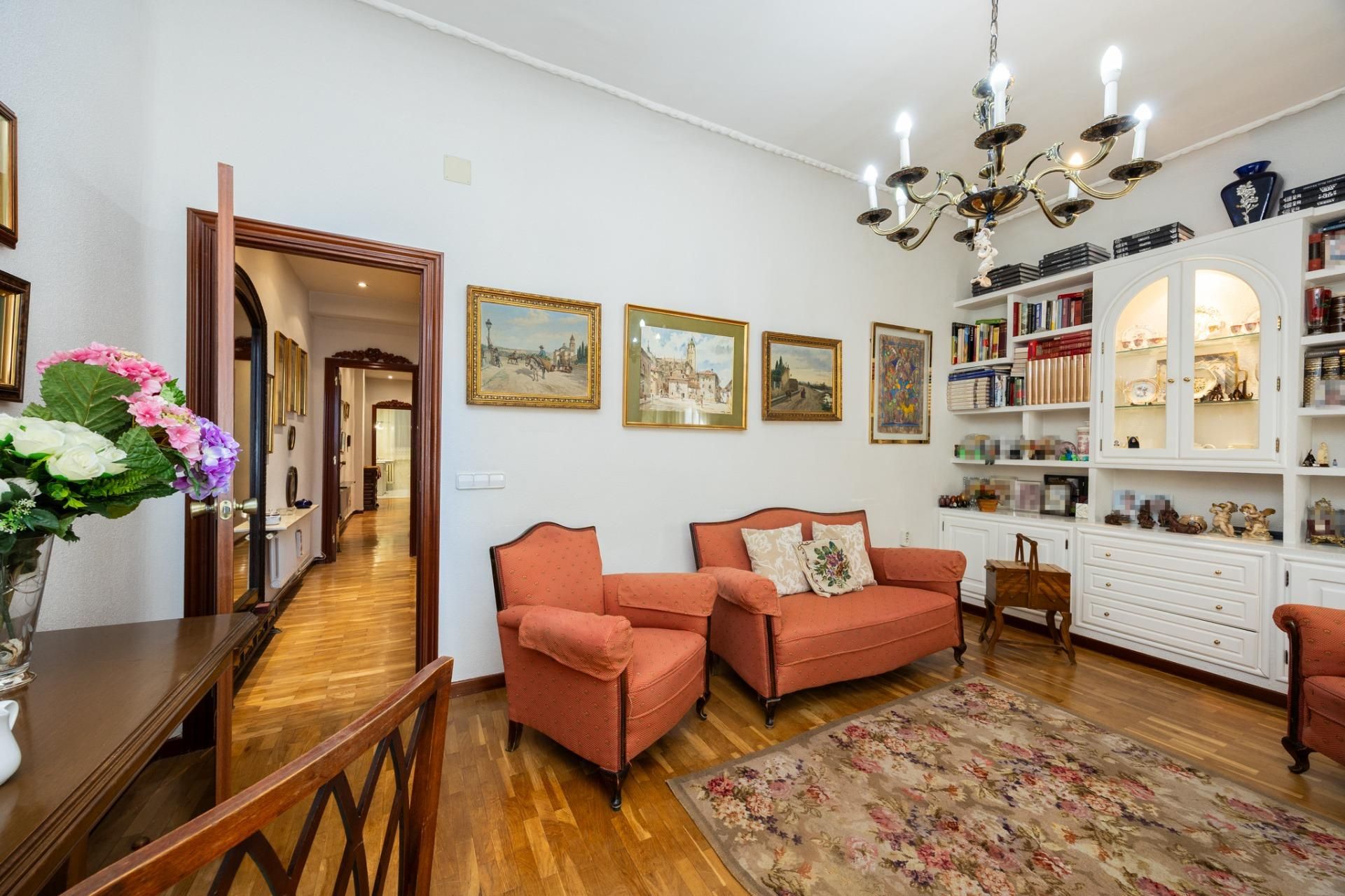 Sala de estar de Piso en venta en  Madrid Capital con Aire acondicionado, Calefacción y Parquet