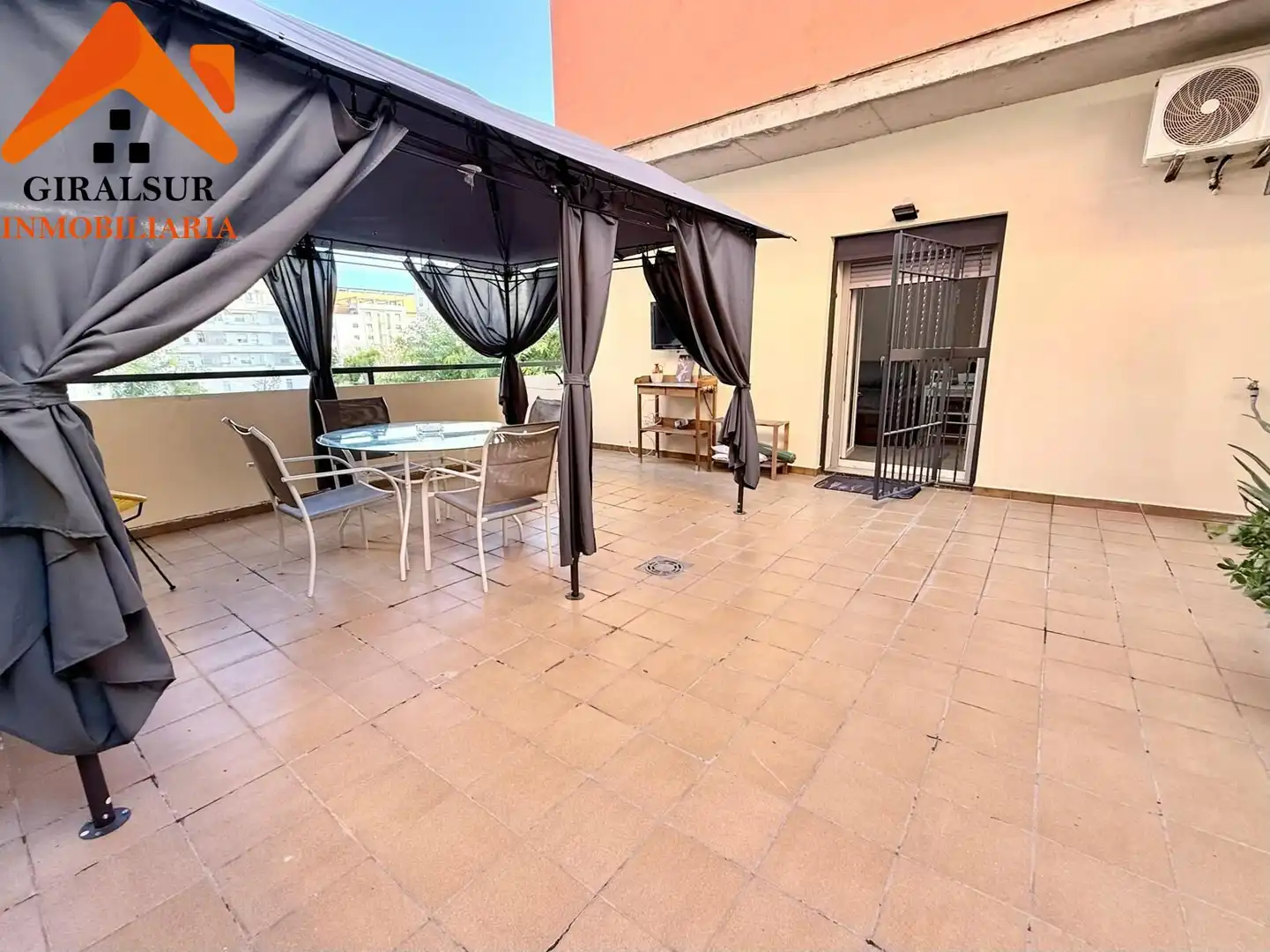 Terrace of Flat for sale in Sevilla  with Air Conditioner, Terrace and Storage room
