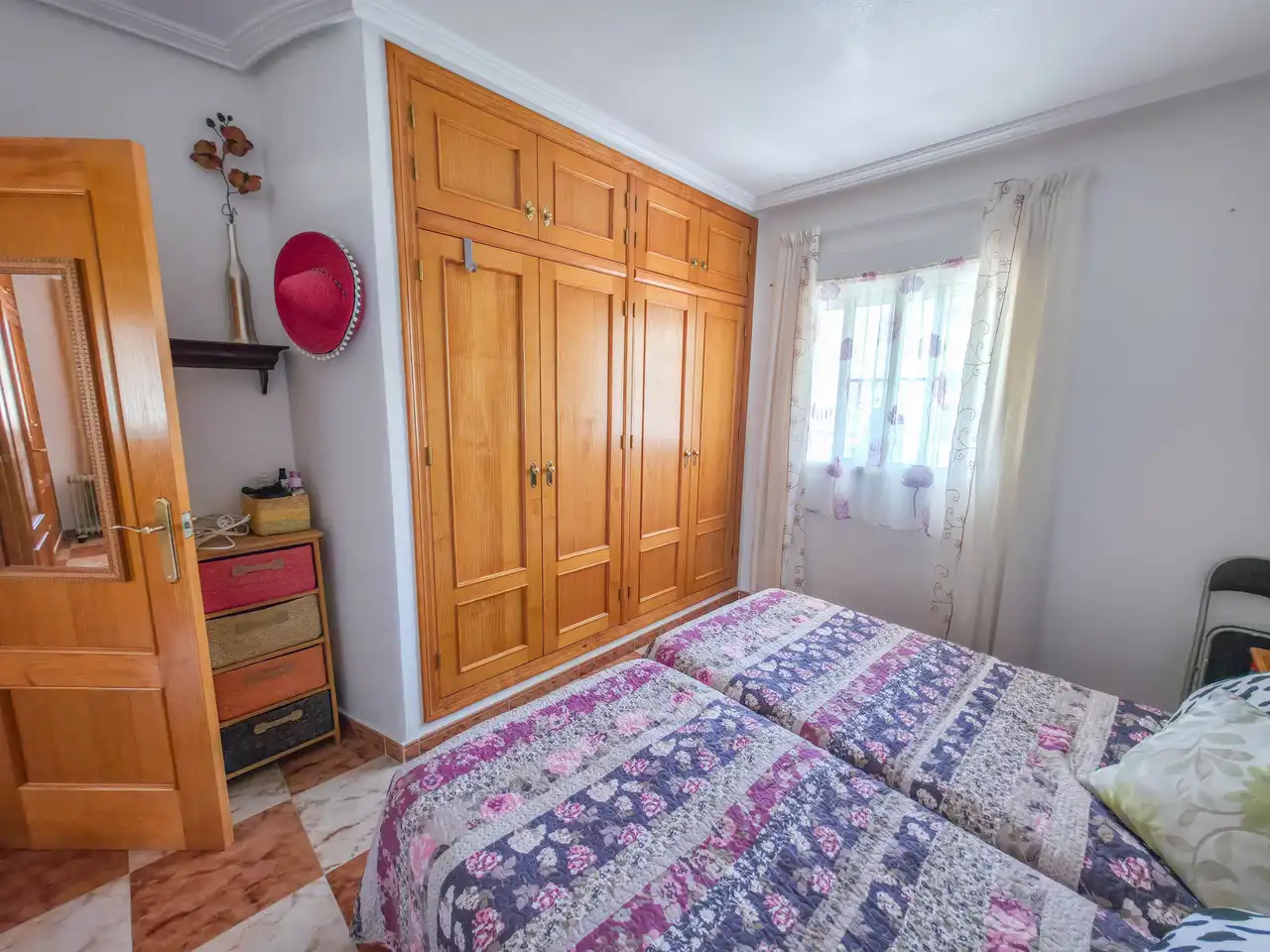 Habitación de Apartamento en venta en Orihuela con Amueblado, Horno y Lavadora