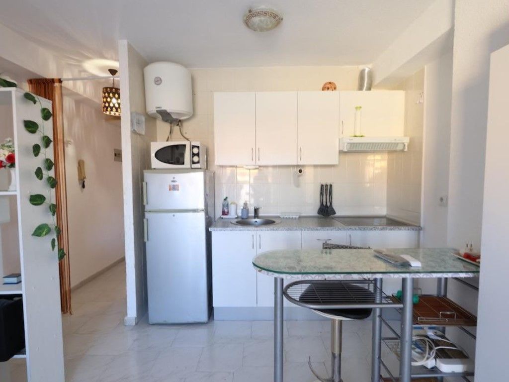 Kitchen of Study for sale in Torrevieja  with Swimming Pool, Furnished and Community pool