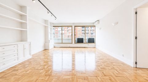 Photo 2 of Flat for rent in De la Habana, 28, El Viso, Madrid Capital