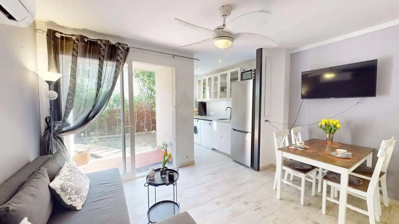 Living room of Flat for sale in Pollença  with Air Conditioner, Terrace and Swimming Pool