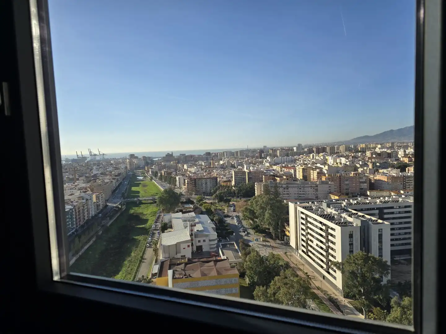 Außenansicht von Wohnung zur Miete in Málaga mit Klimaanlage, Heizung und Terrasse
