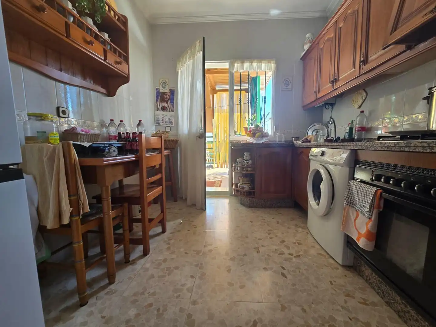 Cocina de Casa adosada en venta en Bormujos con Terraza, Trastero y Balcón