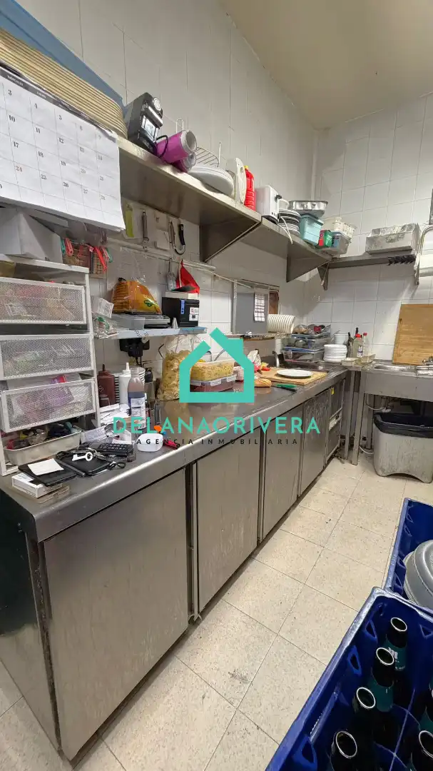 Cuina de Local en venda en Alcalá de Henares amb Aire condicionat, Calefacció i Terrassa