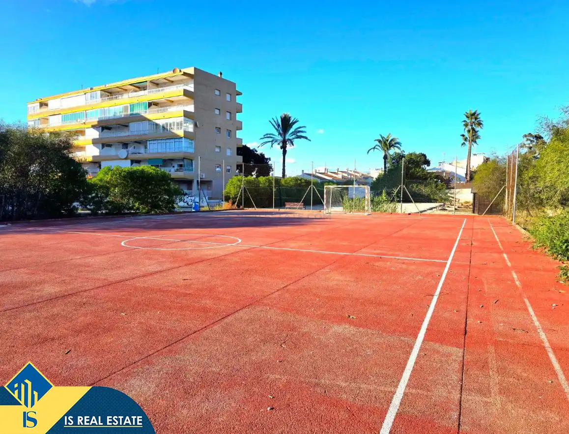 Aparcament de Apartament en venda en Guardamar del Segura amb Aire condicionat, Calefacció i Terrassa