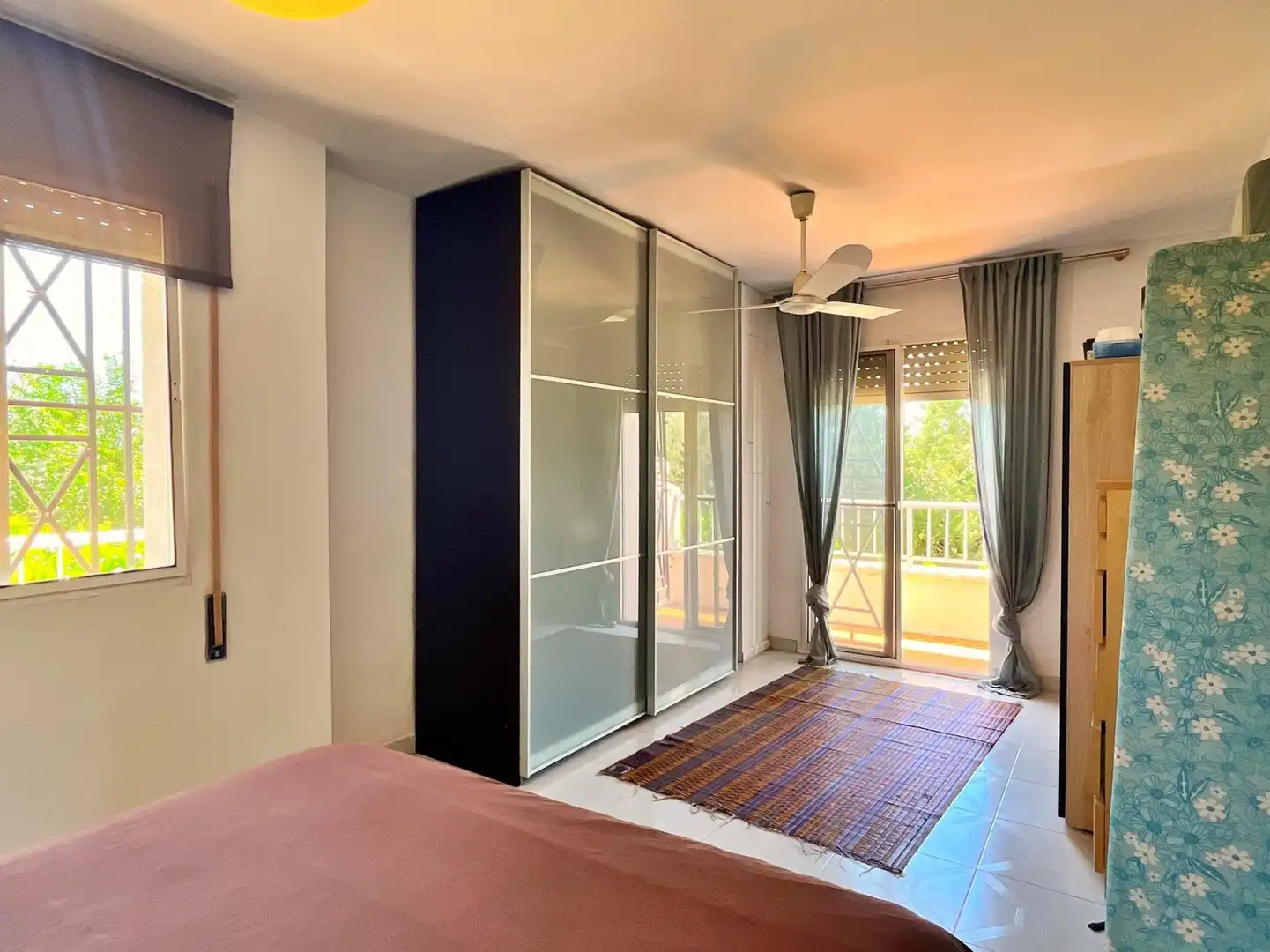 Schlafzimmer von Haus oder Chalet zum Verkauf in Roquetes mit Klimaanlage, Heizung und Privatgarten