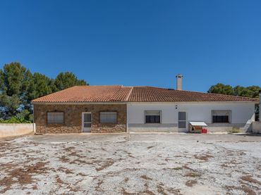 Casa rústica en venda a Calle María Zayas
