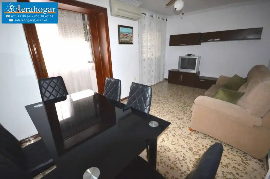 Living room of Flat for sale in Jerez de la Frontera  with Air Conditioner, Terrace and Furnished