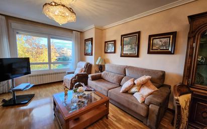 Living room of Flat for sale in Valladolid Capital