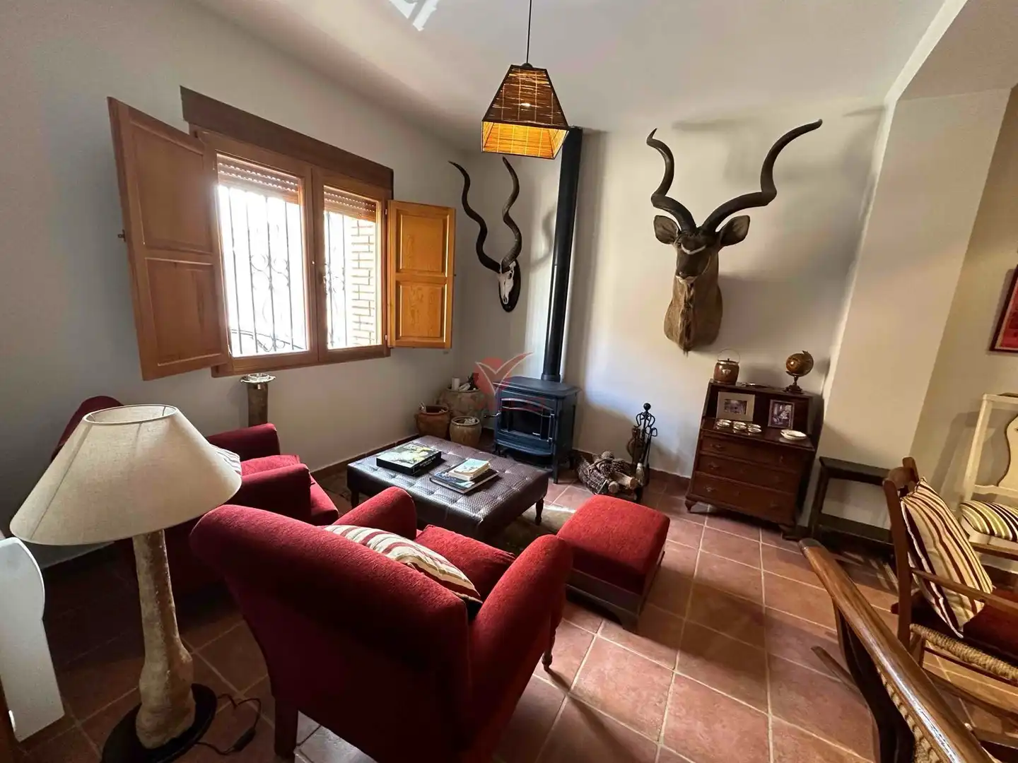 Sala d'estar de Casa o xalet en venda en Buenache de Alarcón amb Calefacció i Traster