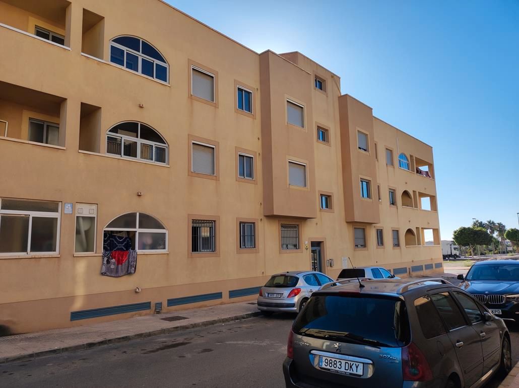 Exterior view of Flat for sale in Vícar