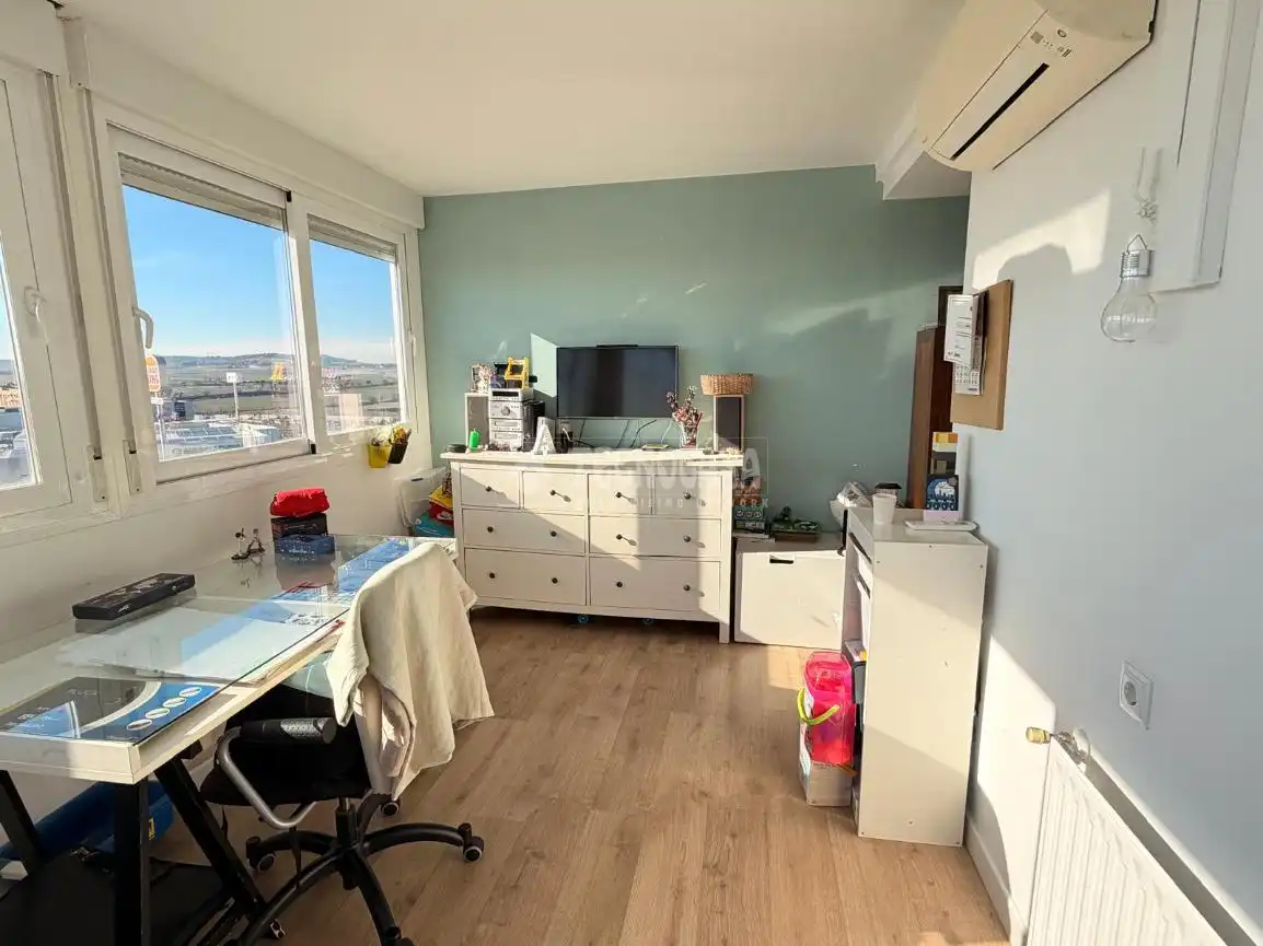 Bedroom of Attic for sale in Valdemoro  with Air Conditioner, Heating and Terrace