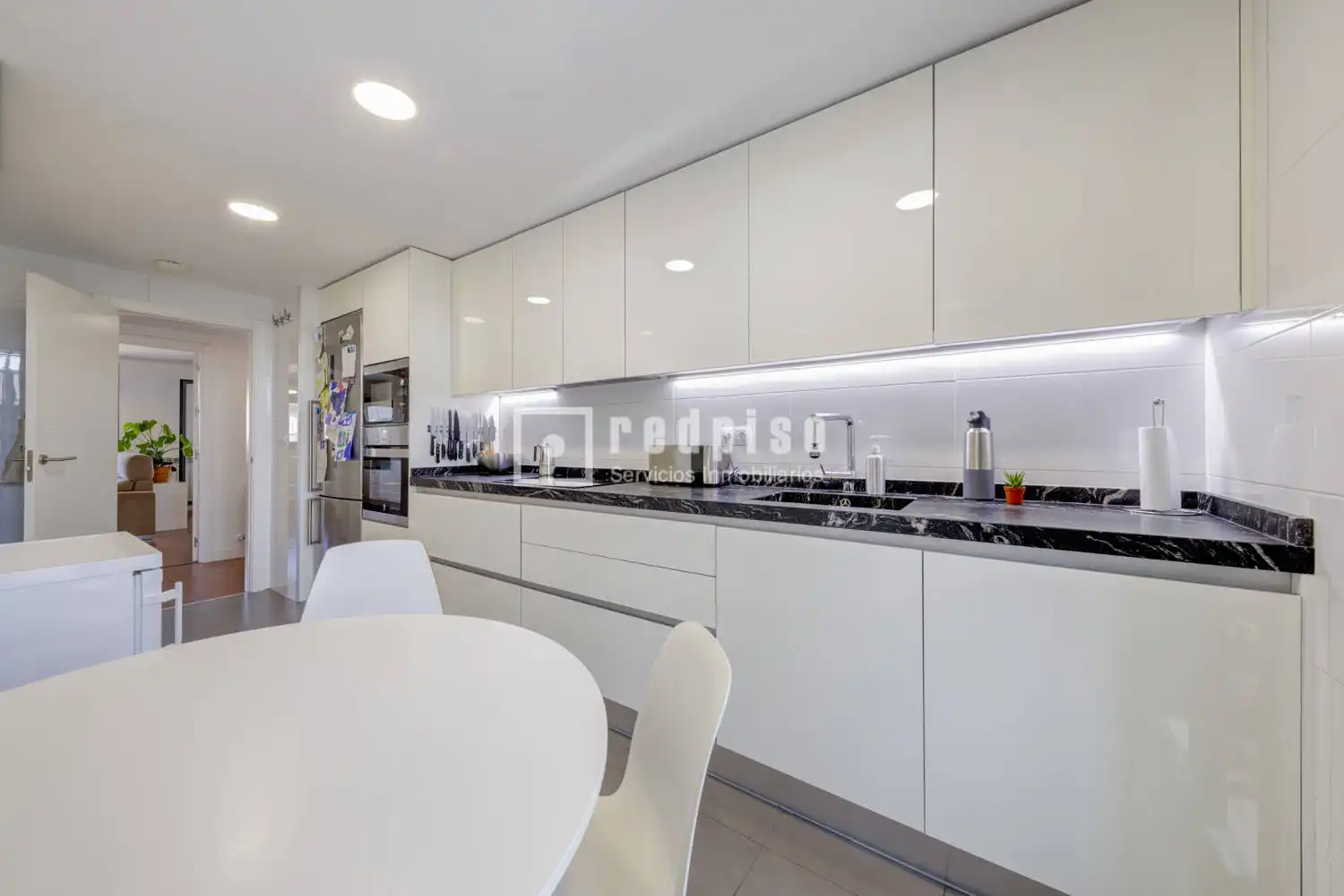 Kitchen of Flat for sale in Boadilla del Monte  with Air Conditioner, Heating and Private garden