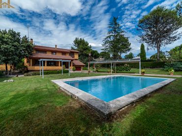 Maison avec balcon à vendre à Calle Ebro