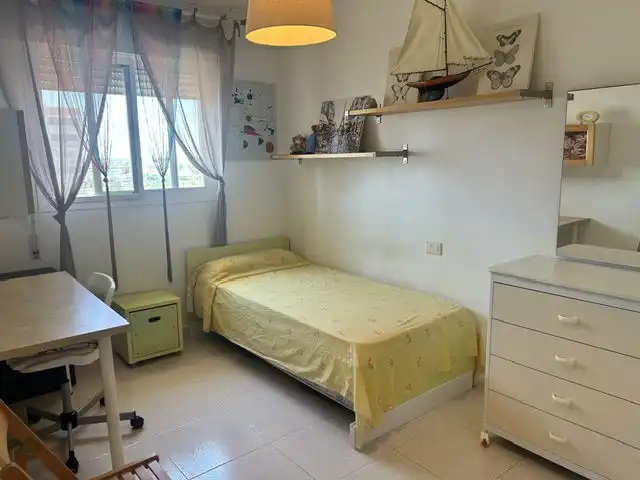 Dormitori de Apartament en venda en Benicasim / Benicàssim amb Terrassa i Moblat