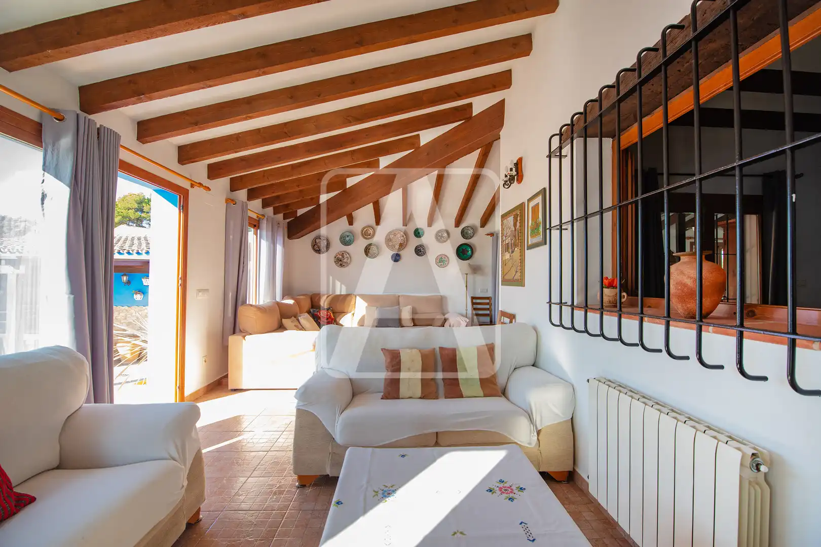 Sala d'estar de Finca rústica en venda en Teulada amb Aire condicionat, Calefacció i Jardí privat