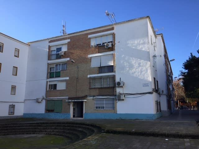 Vista exterior de Pis en venda en  Huelva Capital