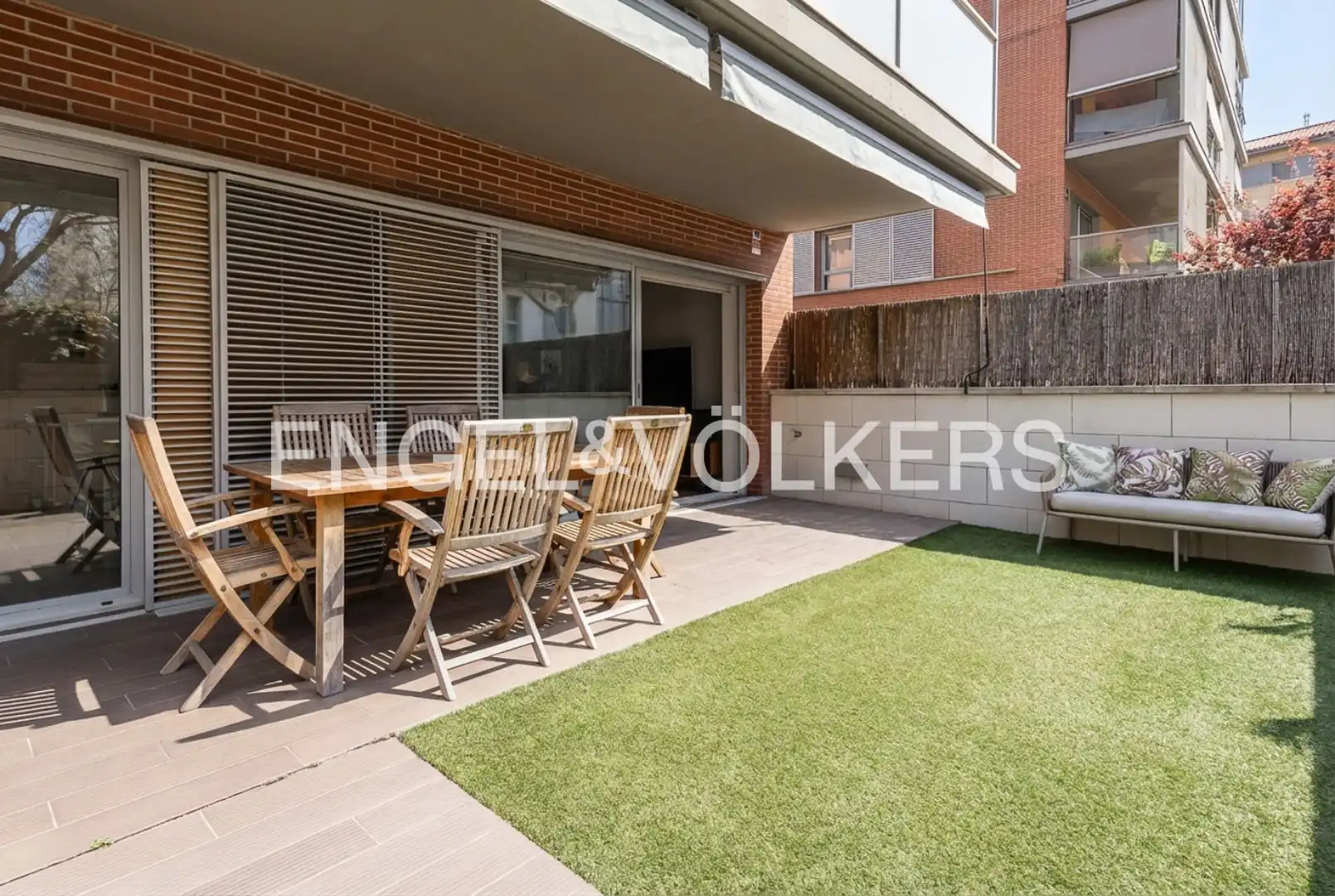 Terraza de Piso en venta en Sant Cugat del Vallès con Aire acondicionado, Calefacción y Jardín privado
