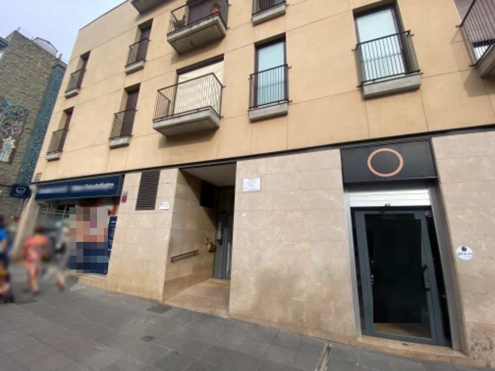 Vista exterior de Garatge en venda en Mollet del Vallès