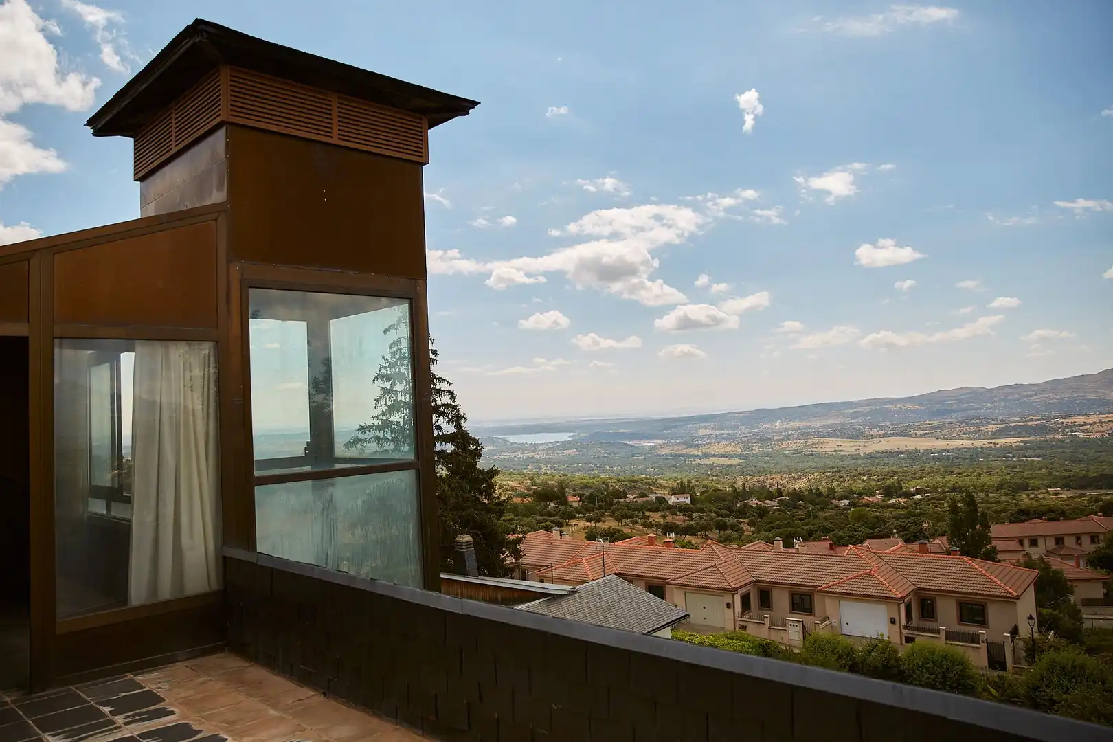 Terrace of Houses for sale in Miraflores de la Sierra  with Air Conditioner, Heating and Private garden