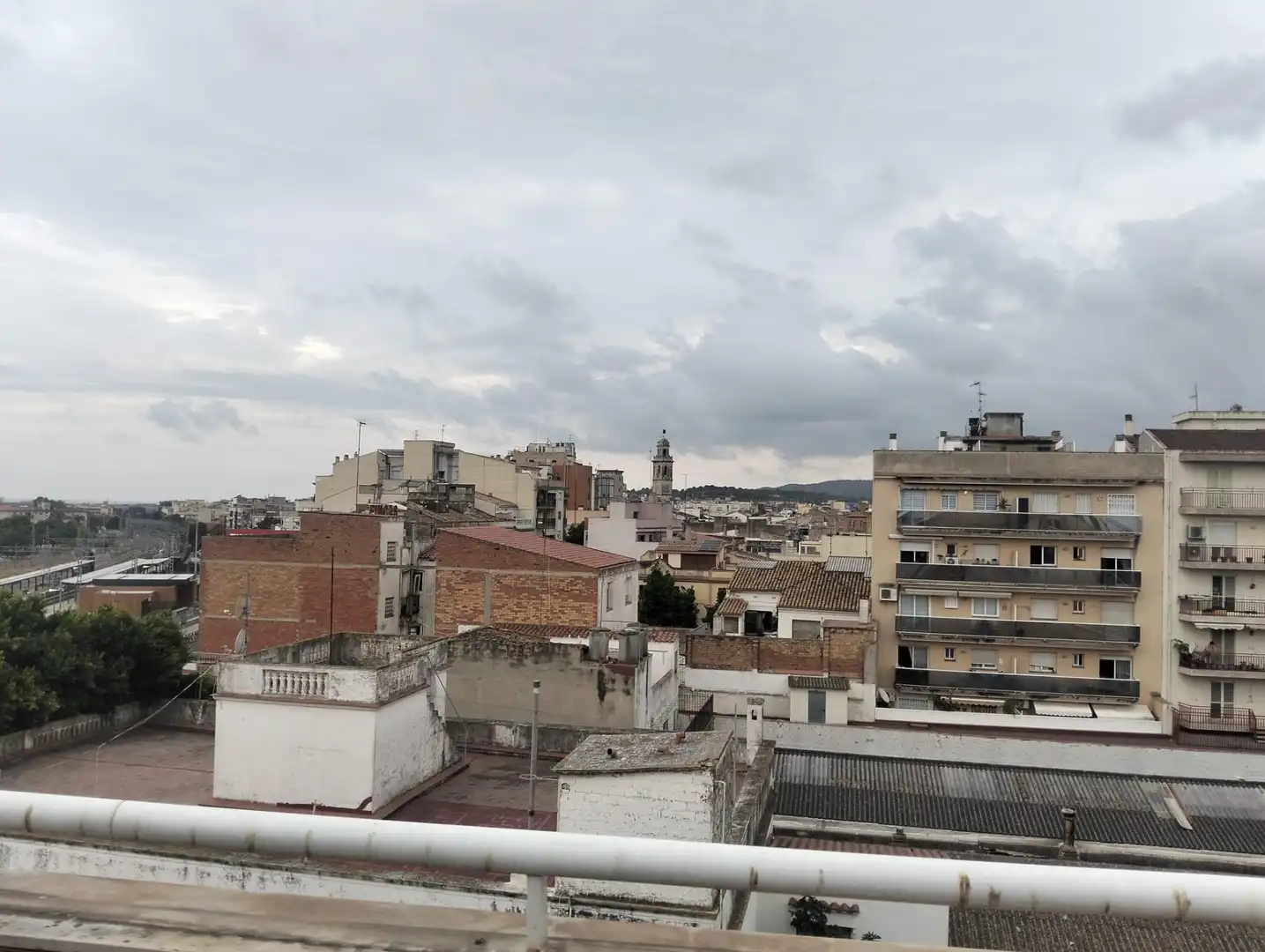 Vista exterior de Ático en venta en El Vendrell con Parquet, Terraza y Trastero