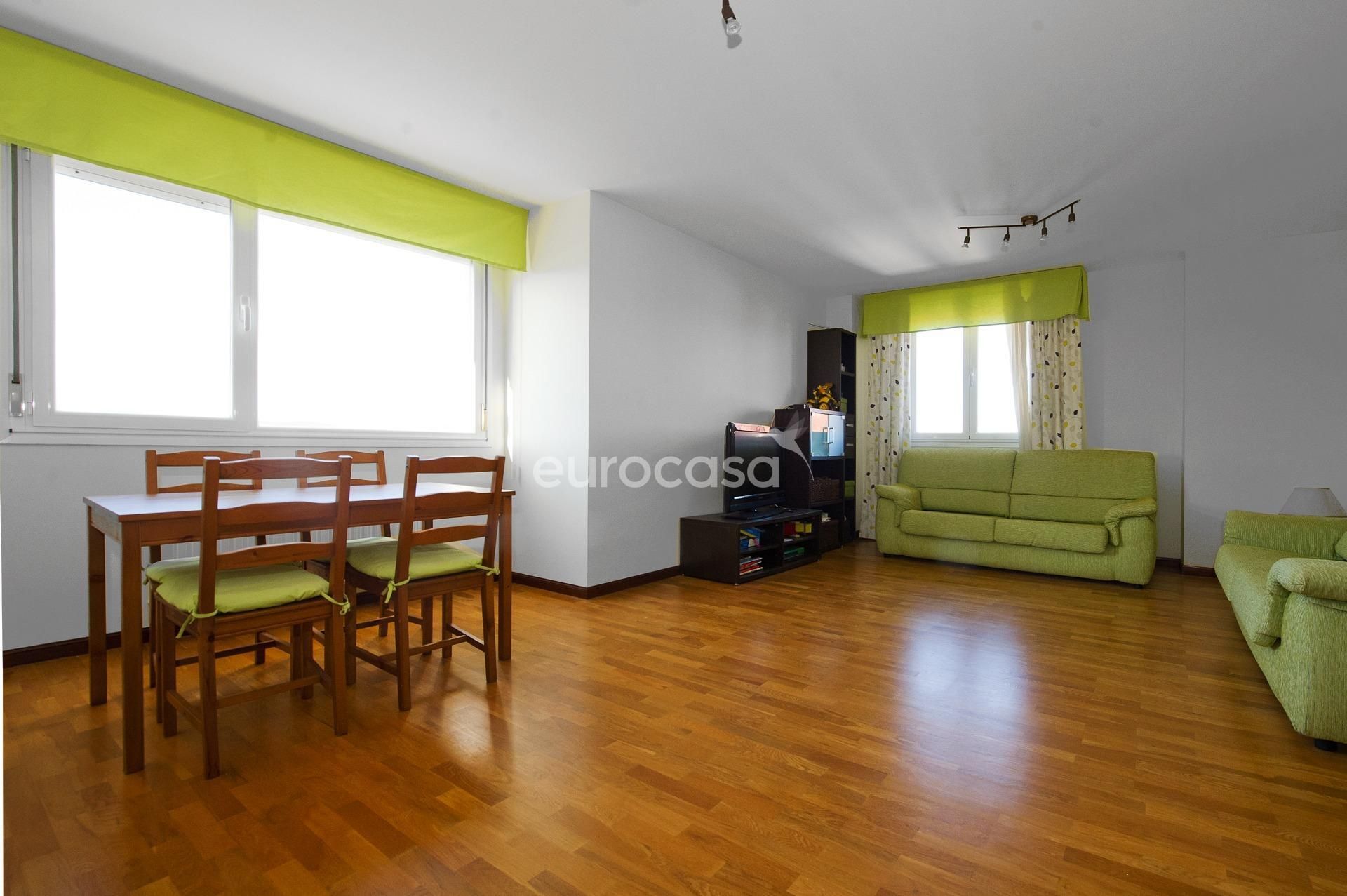 Living room of Flat for sale in Camargo  with Terrace and Storage room