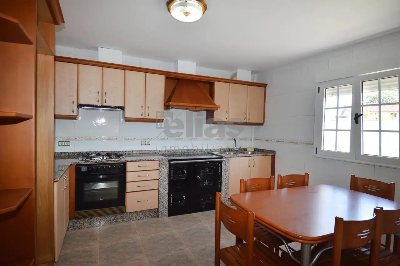 Casa con jardín en venta en Ponteceso, imagen 4
