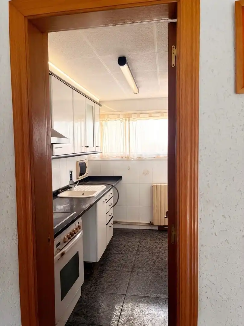 Küche von Wohnung zum Verkauf in Manresa mit Klimaanlage, Heizung und Terrasse