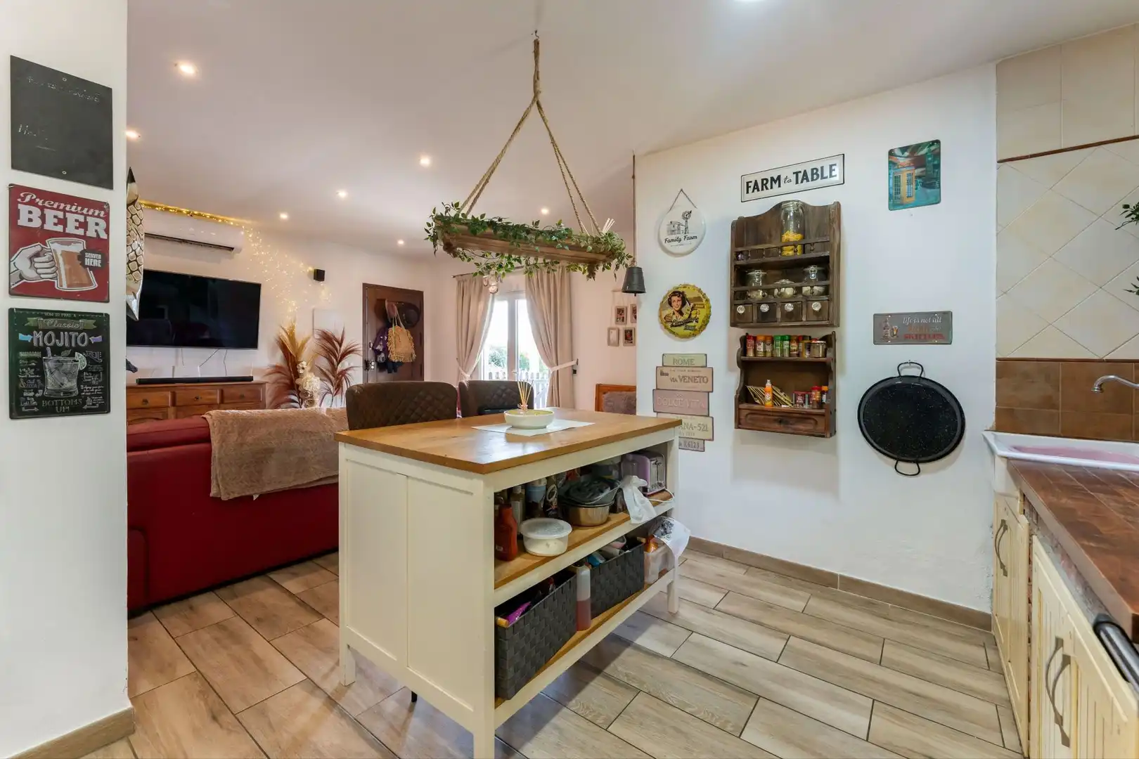 Cocina de Finca rústica en venta en Cártama con Aire acondicionado y Trastero