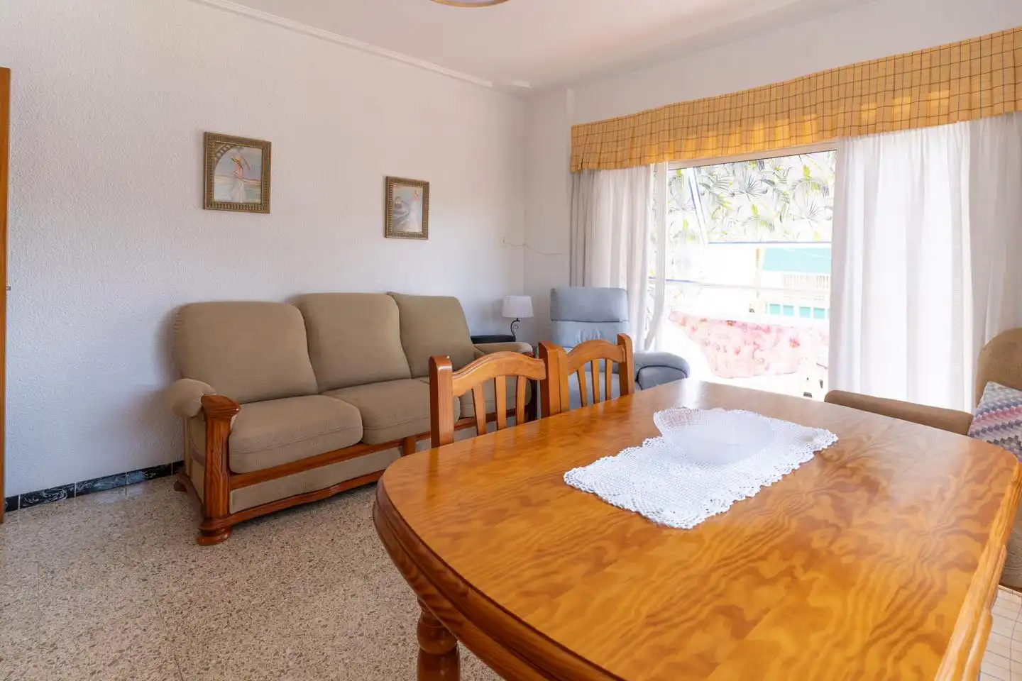 Sala de estar de Piso en venta en Santa Pola con Terraza, Trastero y Amueblado