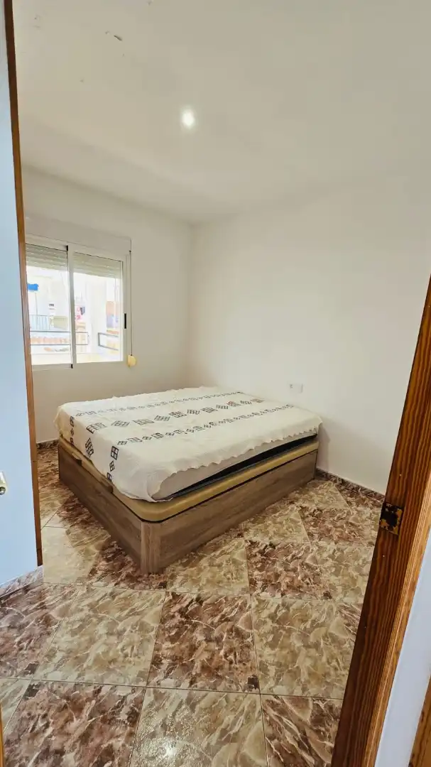 Dormitori de Àtic en venda en Oliva amb Terrassa i Moblat