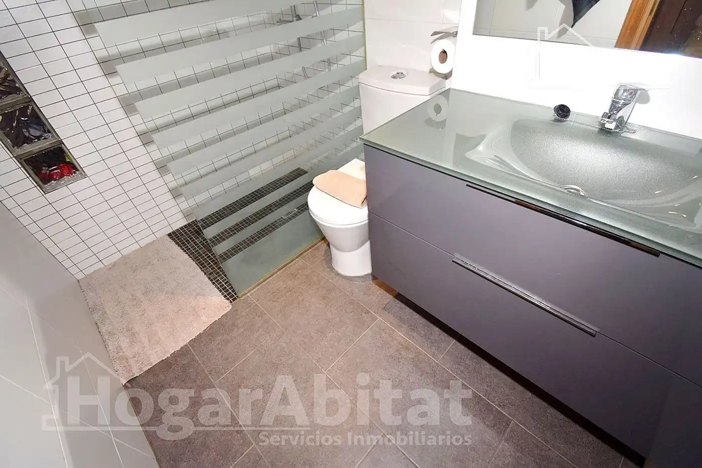 Bathroom of Flat for sale in Onda  with Air Conditioner, Terrace and Storage room