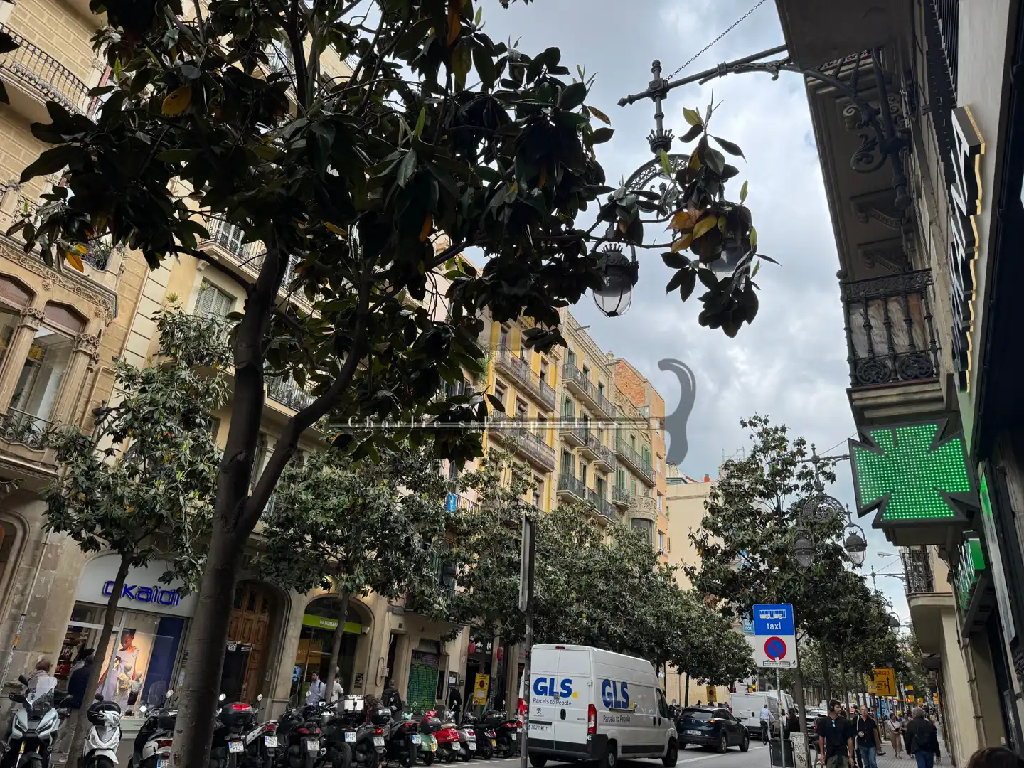Vista exterior de Apartamento de alquiler en Barcelona con Aire acondicionado, Calefacción y Amueblado