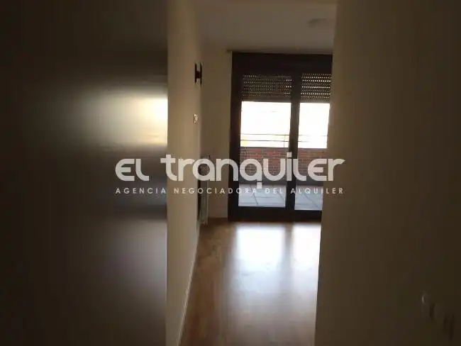 Piso de alquiler en Calle Avenida Victimas del Terrorismo, Valenoso